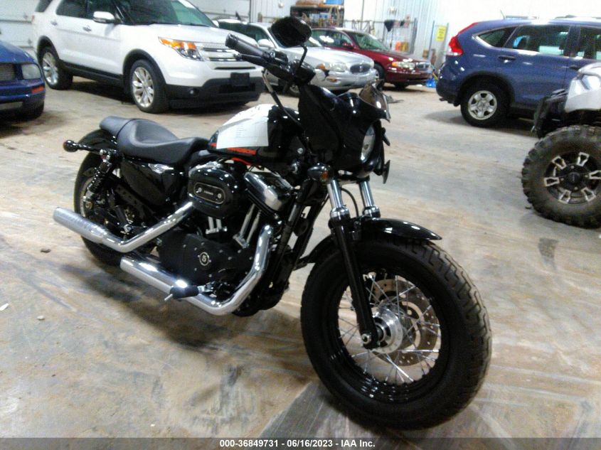 2010 HARLEY-DAVIDSON XL1200 X - 1HD1LC322AC424711