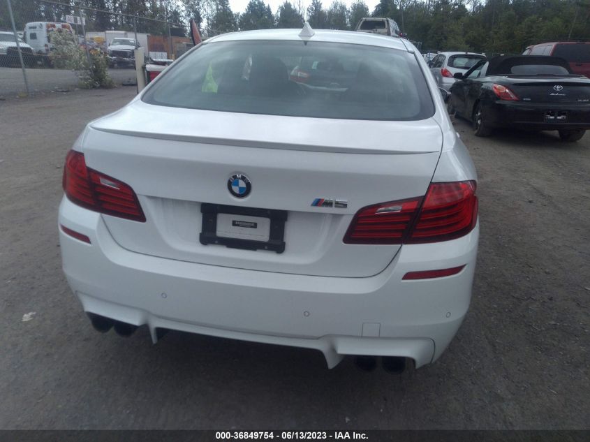 2015 BMW M5 - WBSFV9C59FD594993