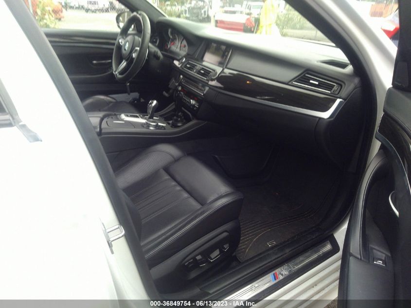 2015 BMW M5 - WBSFV9C59FD594993