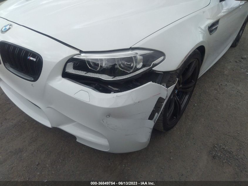 2015 BMW M5 - WBSFV9C59FD594993