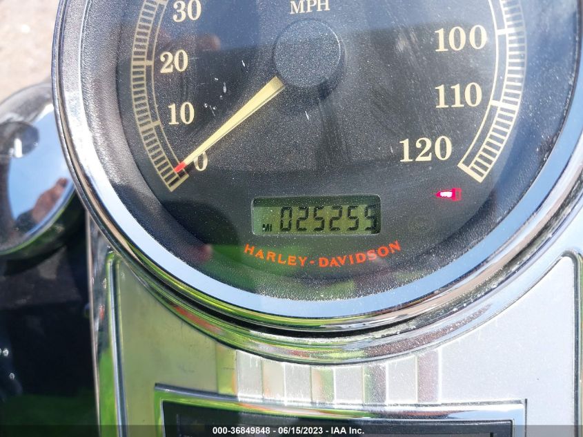 2008 HARLEY-DAVIDSON FLHRC - 1HD1FR4108Y690791