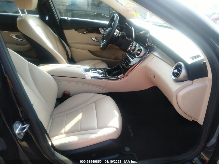 2019 MERCEDES-BENZ C-CLASS C 300 - 55SWF8DB7KU307364