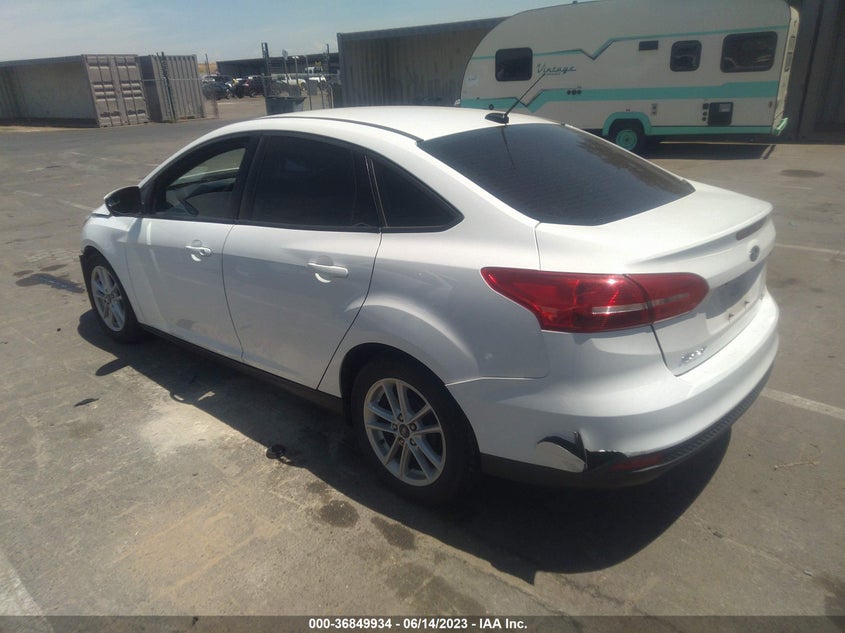 VIN 1FADP3F28JL295331 2018 FORD FOCUS SE