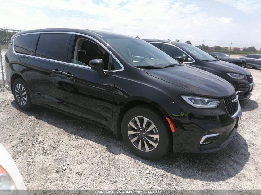 2023 CHRYSLER PACIFICA HYBRID TOURING L - 2C4RC1L76PR555872
