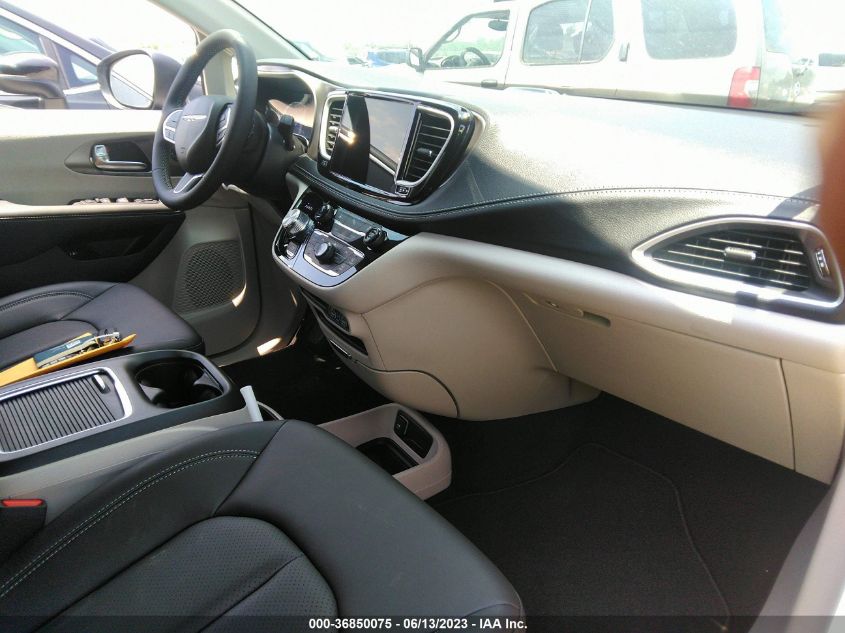 2023 CHRYSLER PACIFICA HYBRID TOURING L - 2C4RC1L76PR555872
