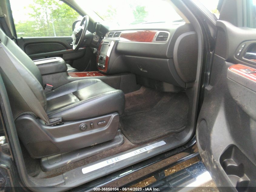 2014 CHEVROLET SUBURBAN K1500 LTZ - 1GNSKKE71ER209908