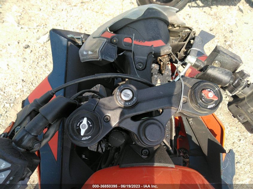 2022 KTM 390 RC MD2JYJ404NC215460