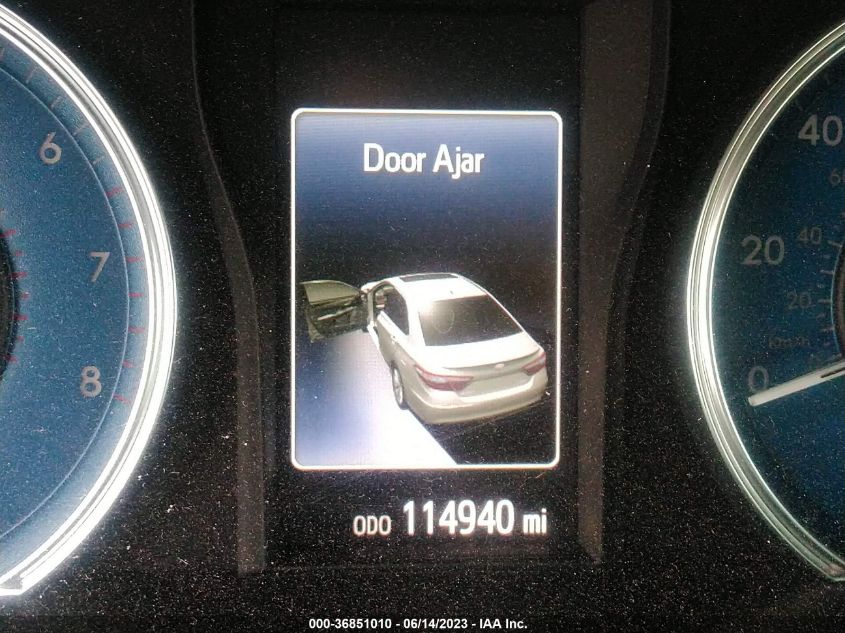 2016 TOYOTA CAMRY XLE/SE/LE/XSE - 4T4BF1FK5GR560963