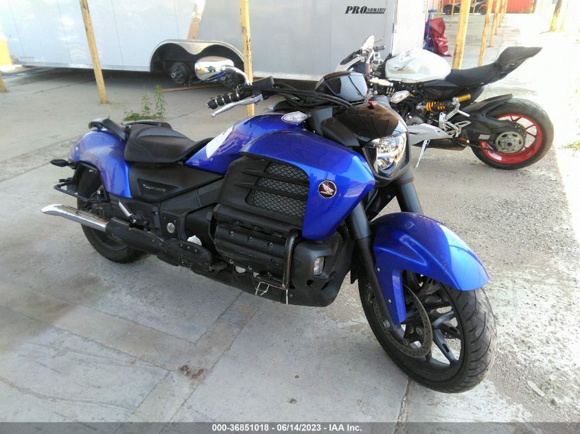 2014 HONDA GL1800 C - JH2SC68N6EK000428