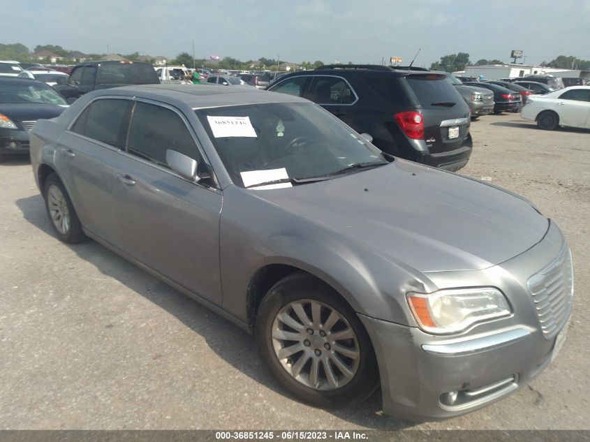 2013 CHRYSLER 300 - 2C3CCAAGXDH723026