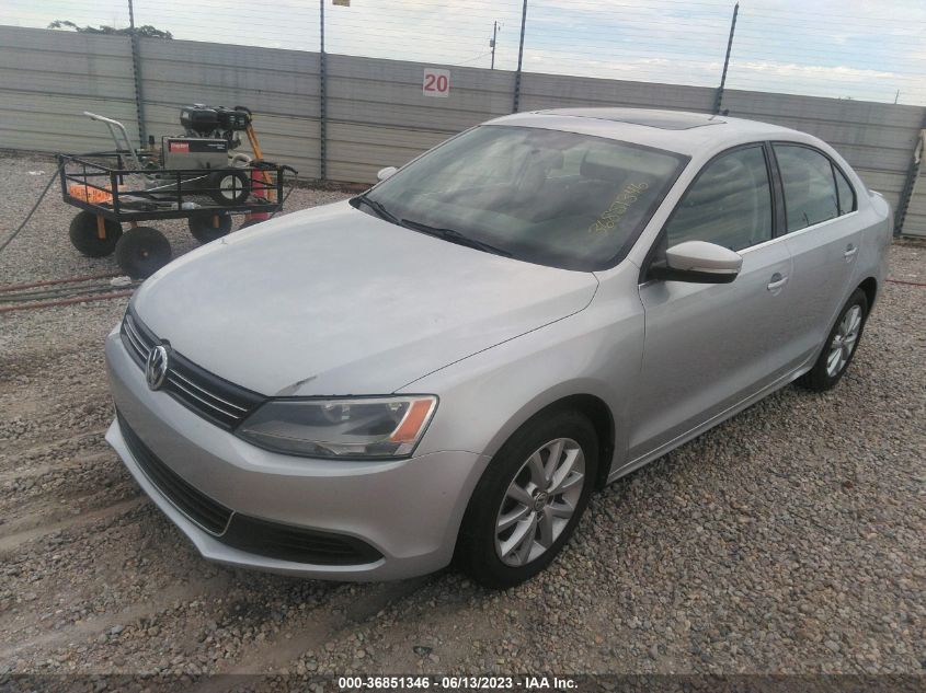 2013 VOLKSWAGEN JETTA SEDAN SE W/CONVENIENCE/SUNROOF - 3VWDP7AJXDM376122