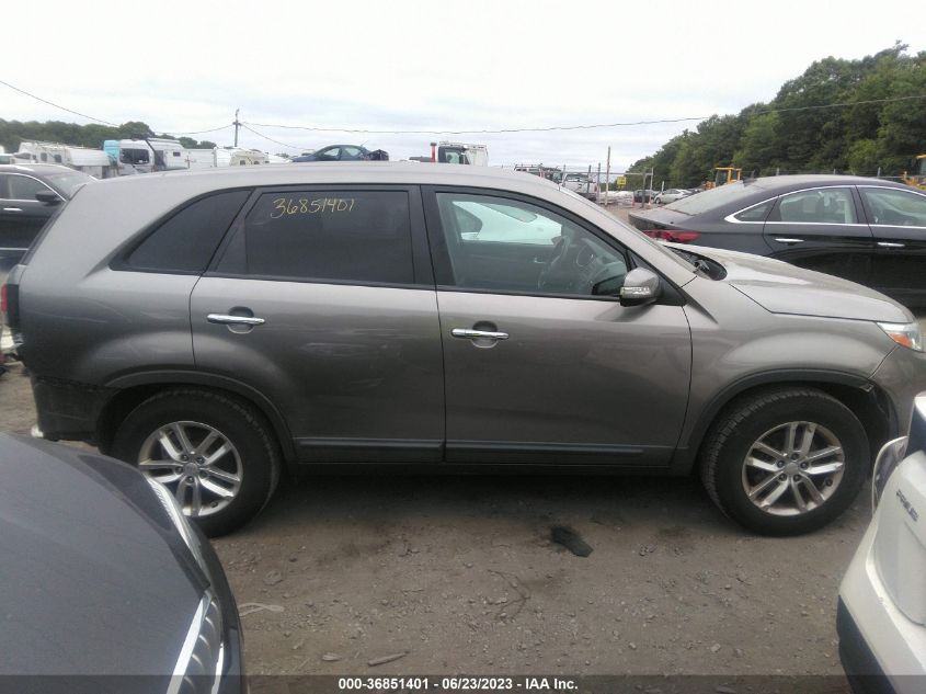 2014 KIA SORENTO LX - 5XYKT3A67EG506785
