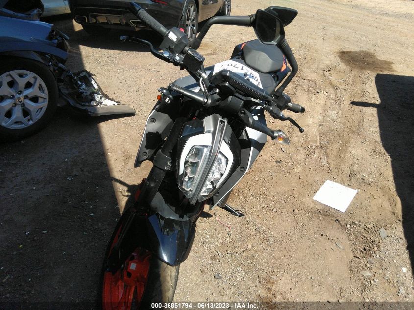 2022 KTM 390 DUKE MD2JPJ406NC257096