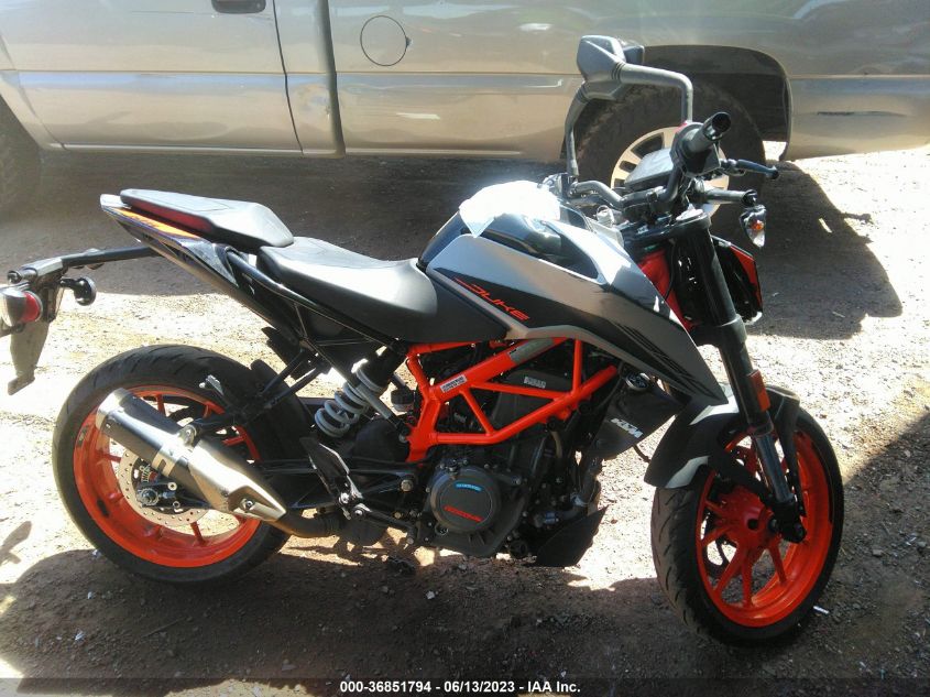 2022 KTM 390 DUKE MD2JPJ406NC257096