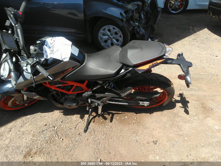 2022 KTM 390 DUKE MD2JPJ406NC257096