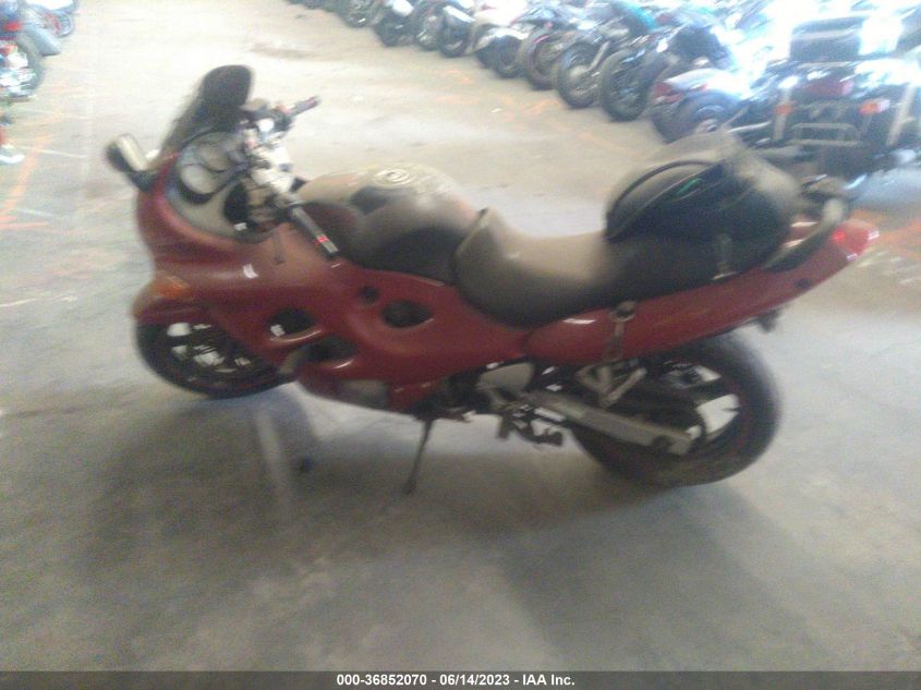 2002 SUZUKI GSX750 F - JS1GR7GA622100858