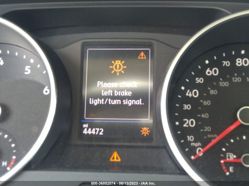2018 VOLKSWAGEN TIGUAN S - 3VV1B7AX5JM118919