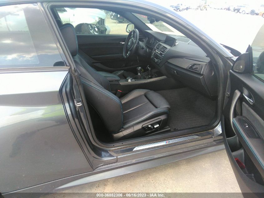 2017 BMW M2 WBS1H9C34HV888461
