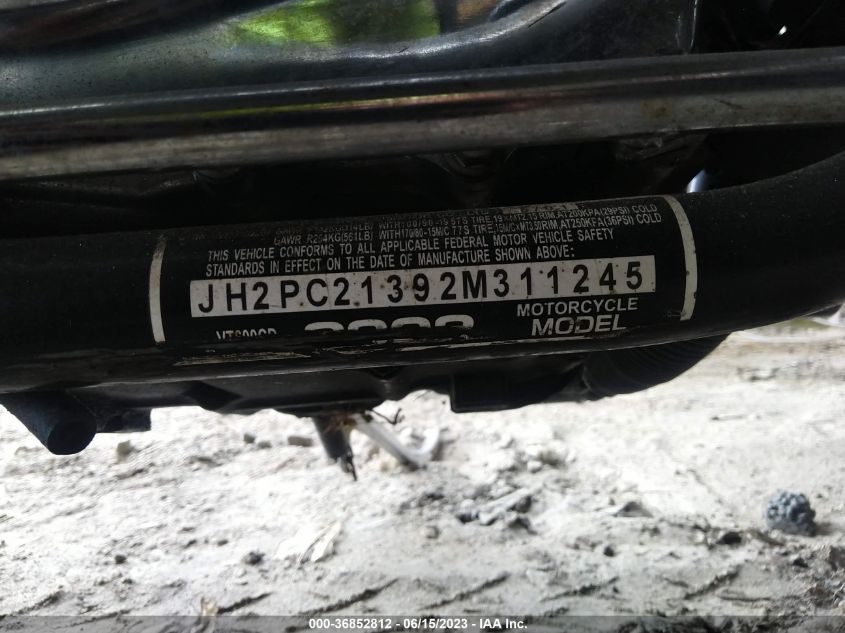 2002 HONDA VT600 CD JH2PC21392M311245