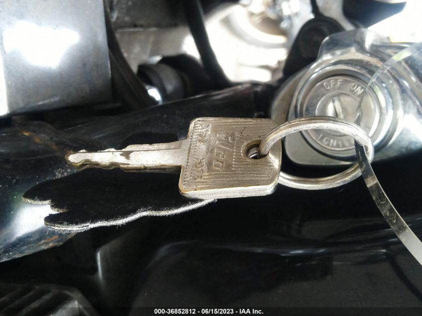 2002 HONDA VT600 CD JH2PC21392M311245