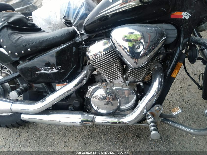 2002 HONDA VT600 CD JH2PC21392M311245