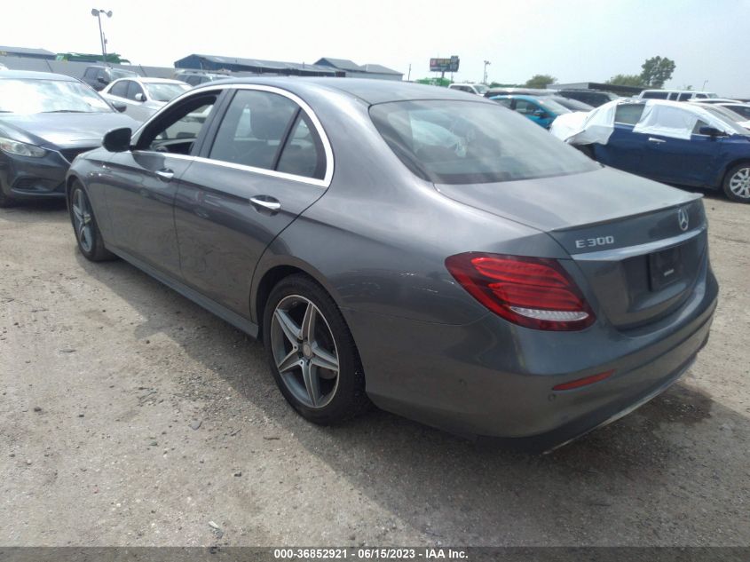 2017 MERCEDES-BENZ E-CLASS E 300 - WDDZF4JB7HA219529