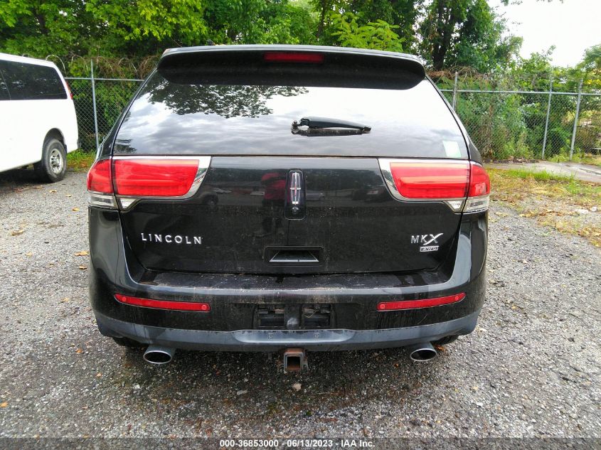 2013 LINCOLN MKX - 2LMDJ8JK8DBL12777