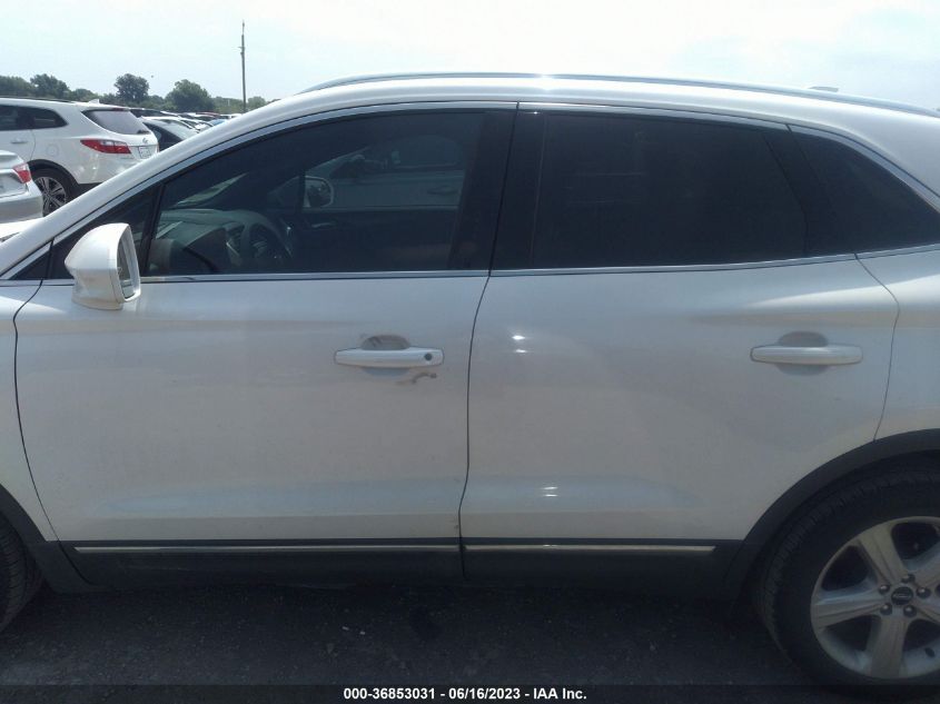 2018 LINCOLN MKC PREMIERE - 5LMCJ1C91JUL08646