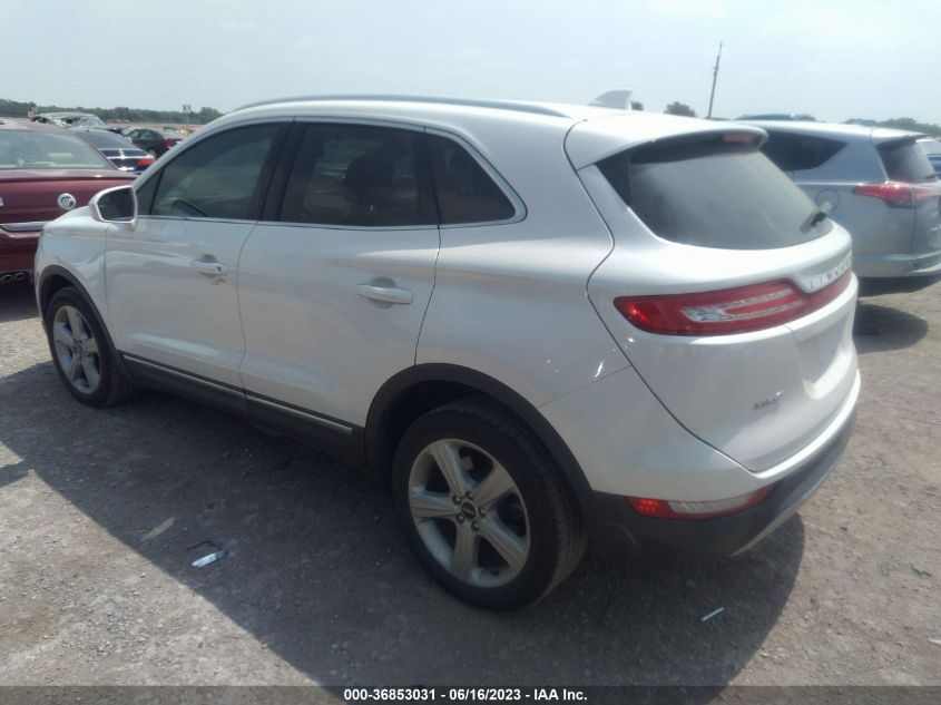 2018 LINCOLN MKC PREMIERE - 5LMCJ1C91JUL08646
