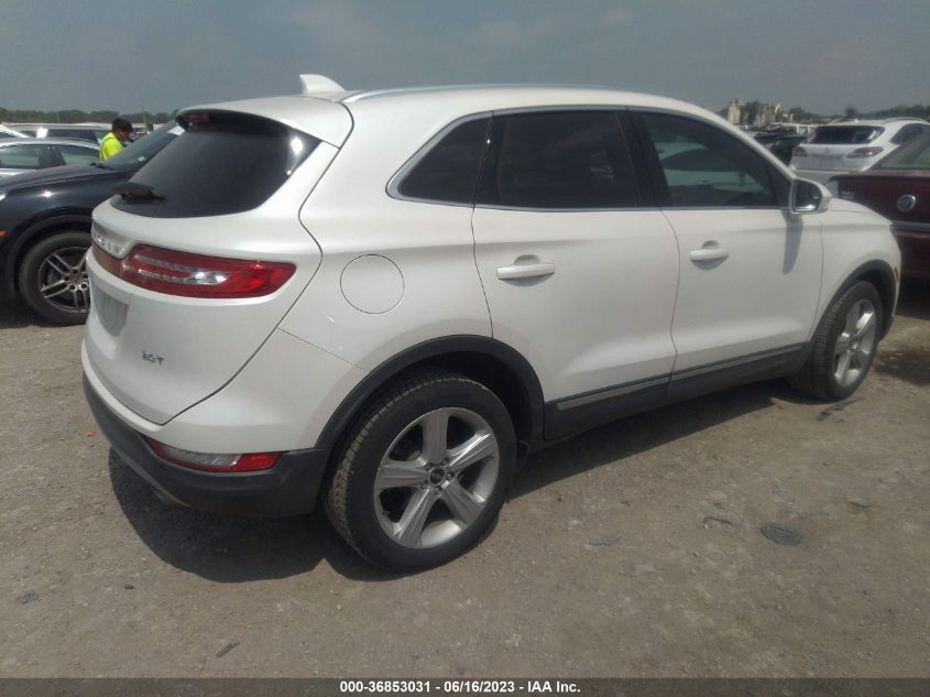 2018 LINCOLN MKC PREMIERE - 5LMCJ1C91JUL08646