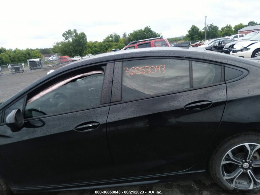 2019 CHEVROLET CRUZE LT - 1G1BE5SM0K7130211