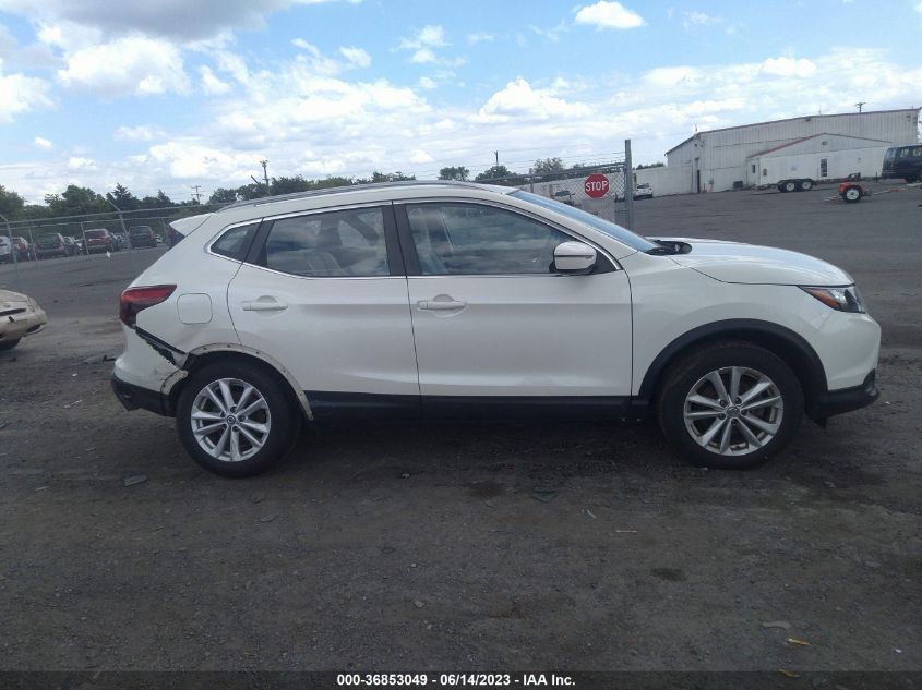 2018 NISSAN ROGUE SPORT SV - JN1BJ1CR8JW252327