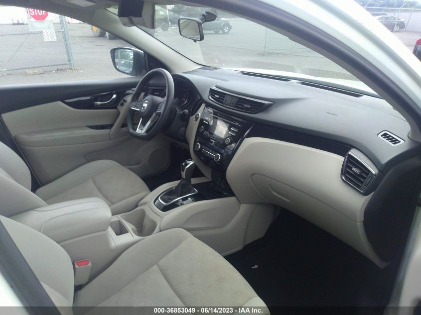 2018 NISSAN ROGUE SPORT SV - JN1BJ1CR8JW252327