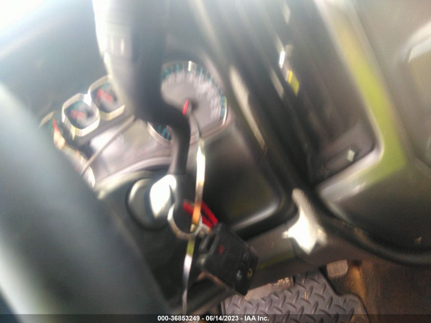 2015 CHEVROLET SILVERADO 1500 LT - 3GCUKREC2FG102598
