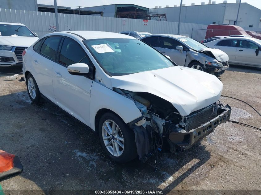 2015 FORD FOCUS SE - 1FADP3F28FL270243