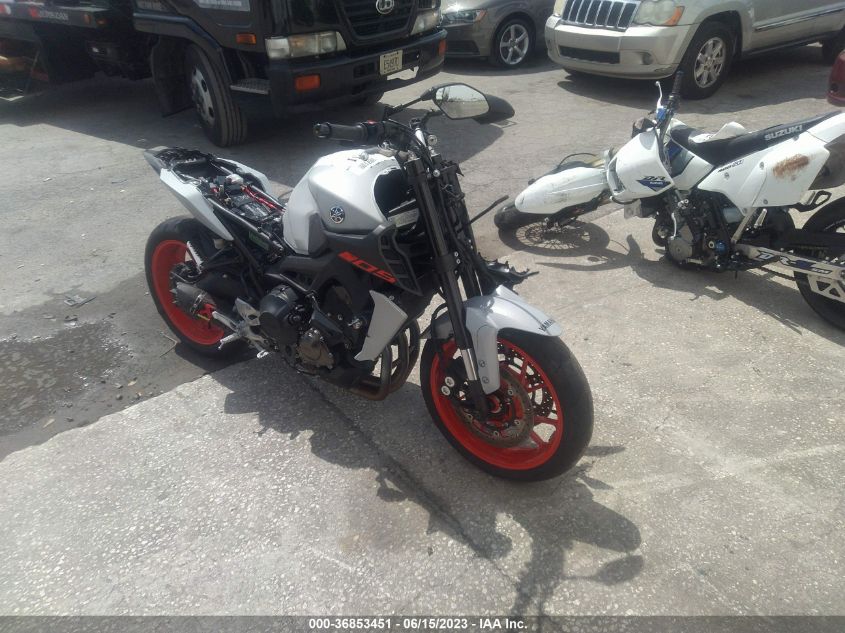 2020 YAMAHA MT09 C - JYARN53Y6LA001624