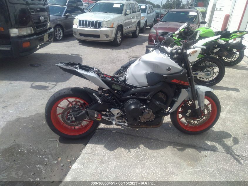 2020 YAMAHA MT09 C - JYARN53Y6LA001624