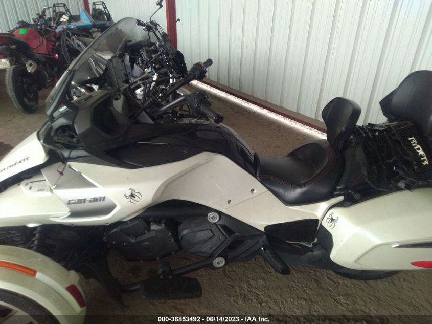 2016 CAN-AM SPYDER ROADSTER F3-T/LIMITED/LIMITED SPEC 2BXREDD20GV001765
