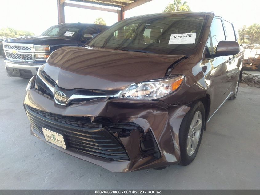 2019 TOYOTA SIENNA LE - 5TDKZ3DC5KS991636