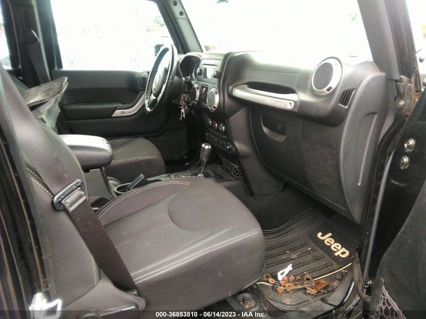 2017 JEEP WRANGLER UNLIMITED SAHARA - 1C4HJWEGXHL612967