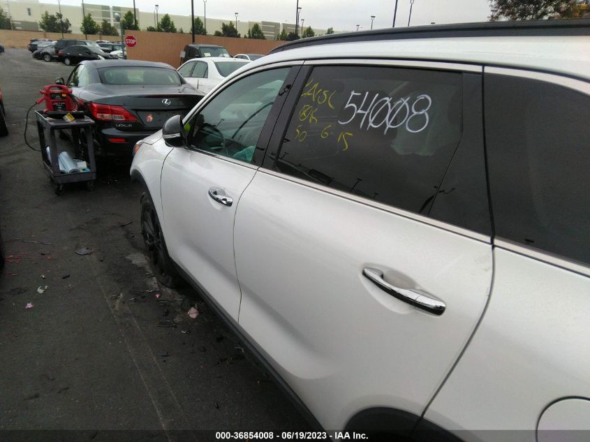 2020 KIA SORENTO S V6 - 5XYPG4A5XLG693699