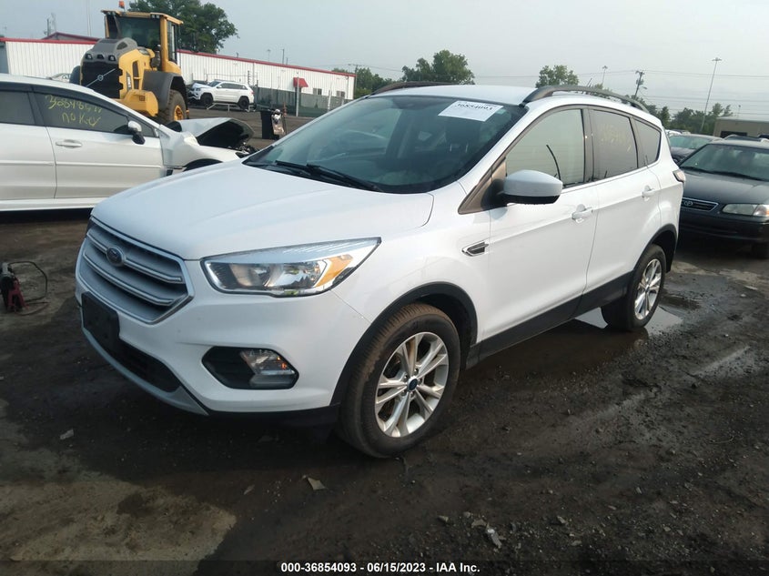VIN 1FMCU9GD6JUD60832 2018 FORD ESCAPE SE