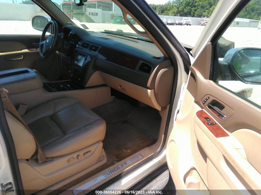2014 CHEVROLET SUBURBAN LTZ - 1GNSCKE06ER162388