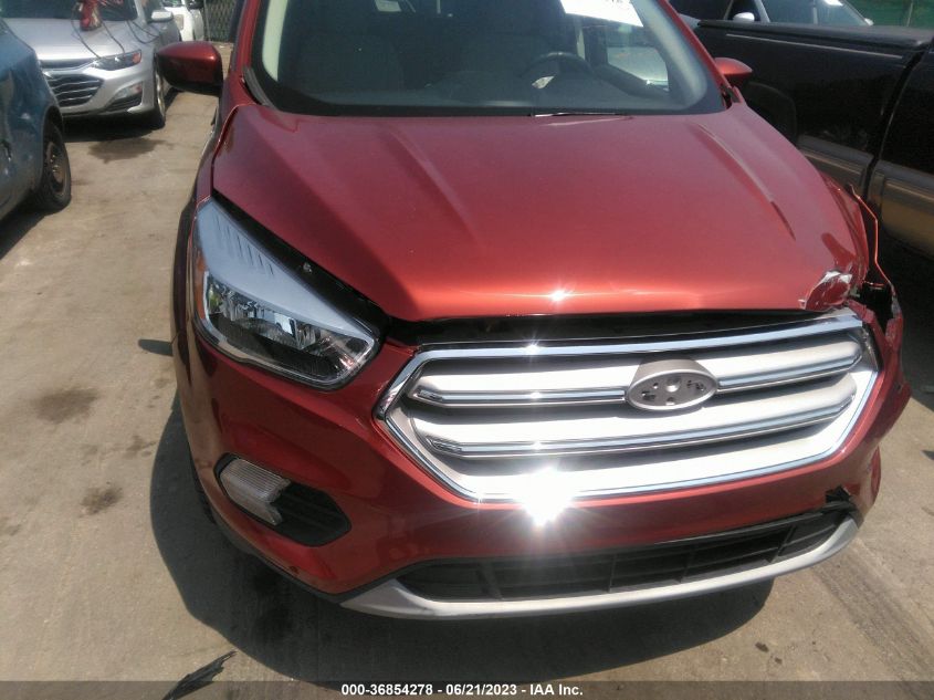 2019 FORD ESCAPE SE - 1FMCU9GD8KUB92712