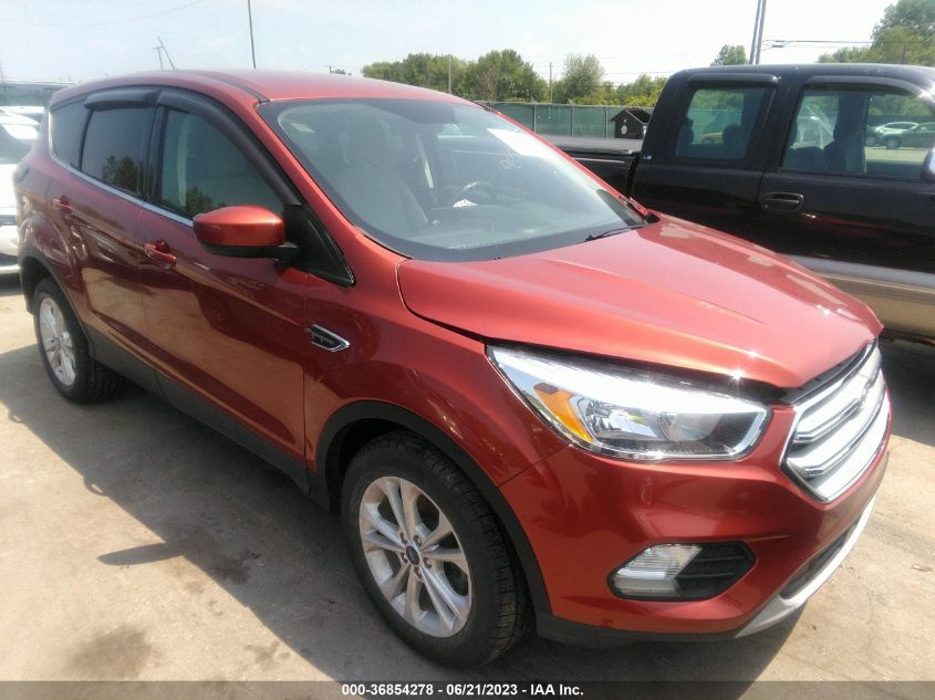 2019 FORD ESCAPE SE - 1FMCU9GD8KUB92712