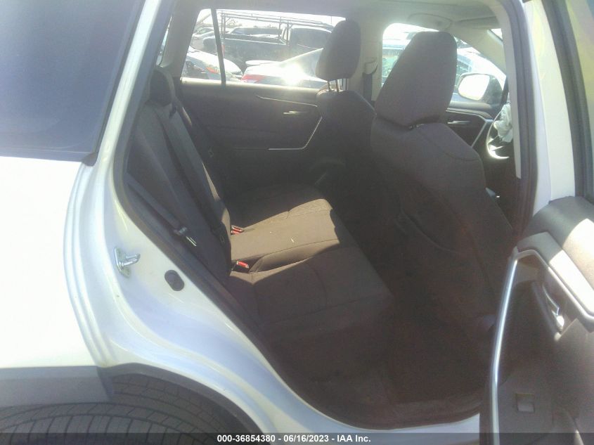 2019 TOYOTA RAV4 XLE - 2T3P1RFV0KW046882