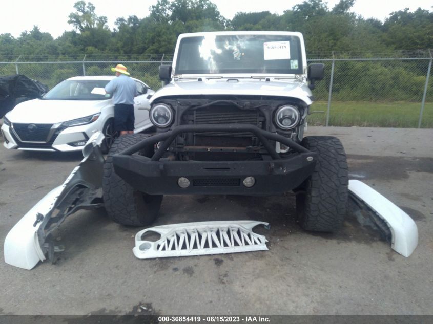 2015 JEEP WRANGLER UNLIMITED SAHARA - 1C4BJWEG8FL503586