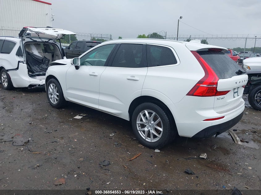 VIN YV4102DK1M1820757 2021 VOLVO XC60 MOMENTUM