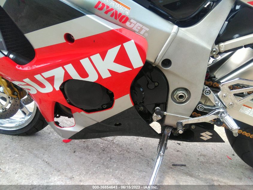 2002 SUZUKI GSX-R1000 - JS1GT74A722107713
