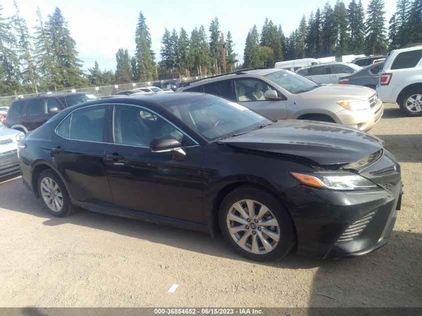 2020 TOYOTA CAMRY SE - 4T1G11AK3LU921882